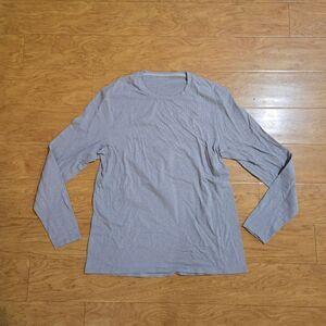Lululemon Men's Gray Long Sleeve Shirt